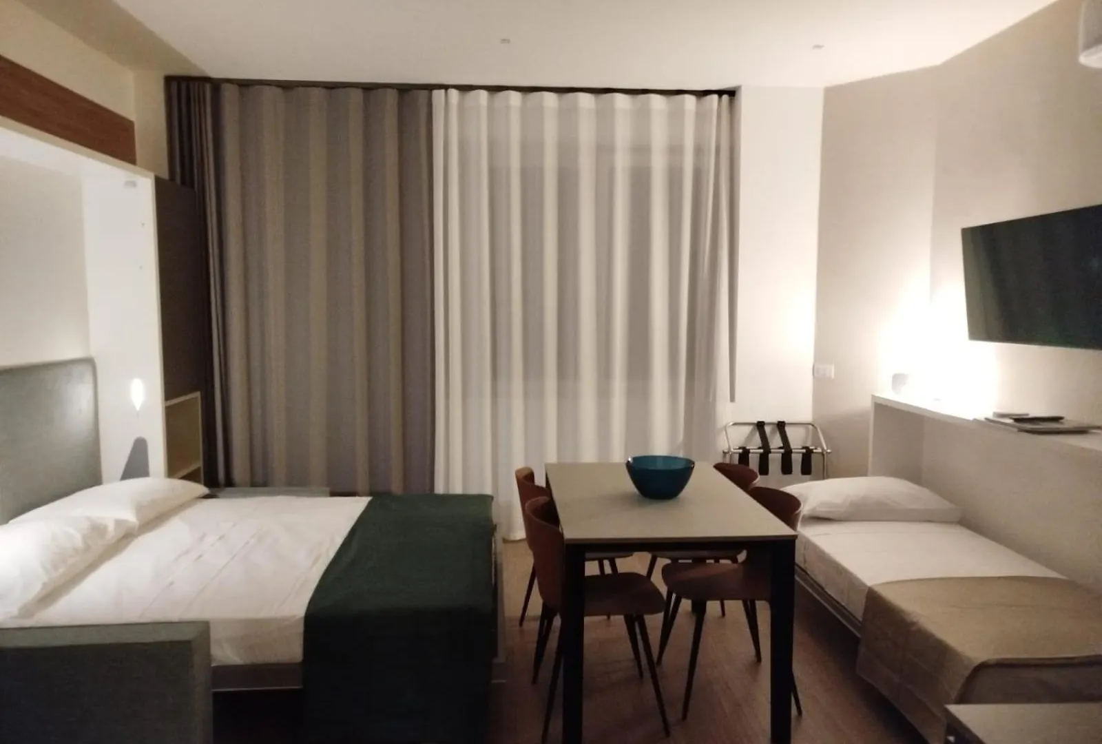 Atmosfere Sul Viale - Holiday Home In Bari Italia